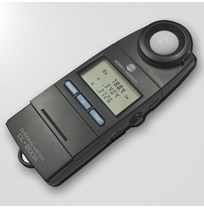 Máy đo độ chiếu sáng màu CL-200A